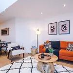 Centre, Workspace , Free Parking Appartement