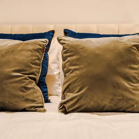 Centre, Workspace , Free Parking Leeds (West Yorkshire)