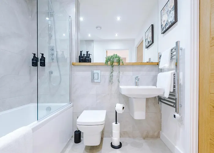 Апартаменти Centre, Workspace , Free Parking Лідс