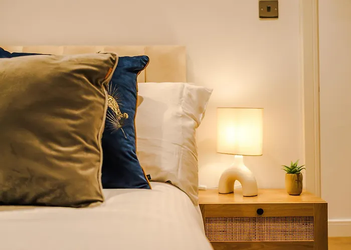 Centre, Workspace , Free Parking * Лідс