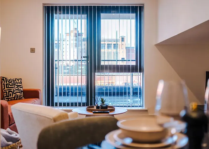 Centre, Workspace , Free Parking * 利兹